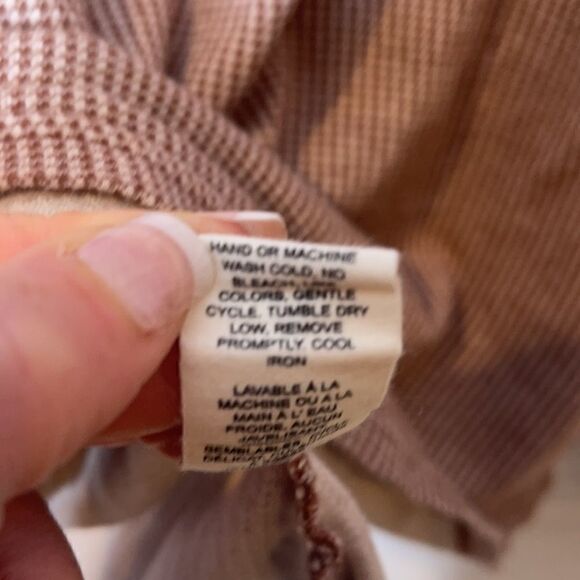 Woolrich Women’s Canoe Run Half Zip Pullover. Lg. - Picture 8 of 8